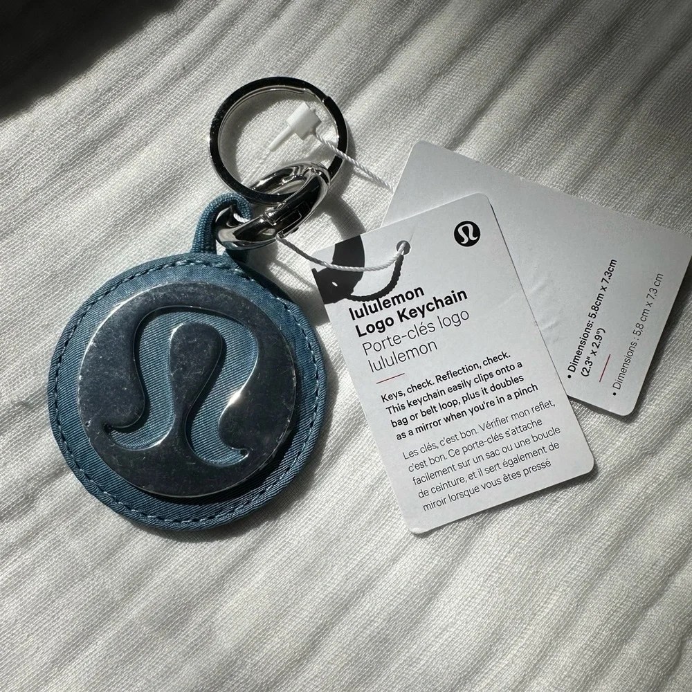 NWT Lululemon Logo Keychain